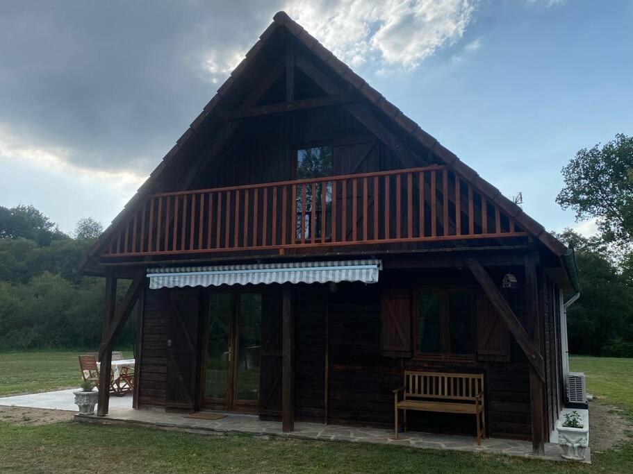 Le Chalet Limousin Folles Eksteriør bilde